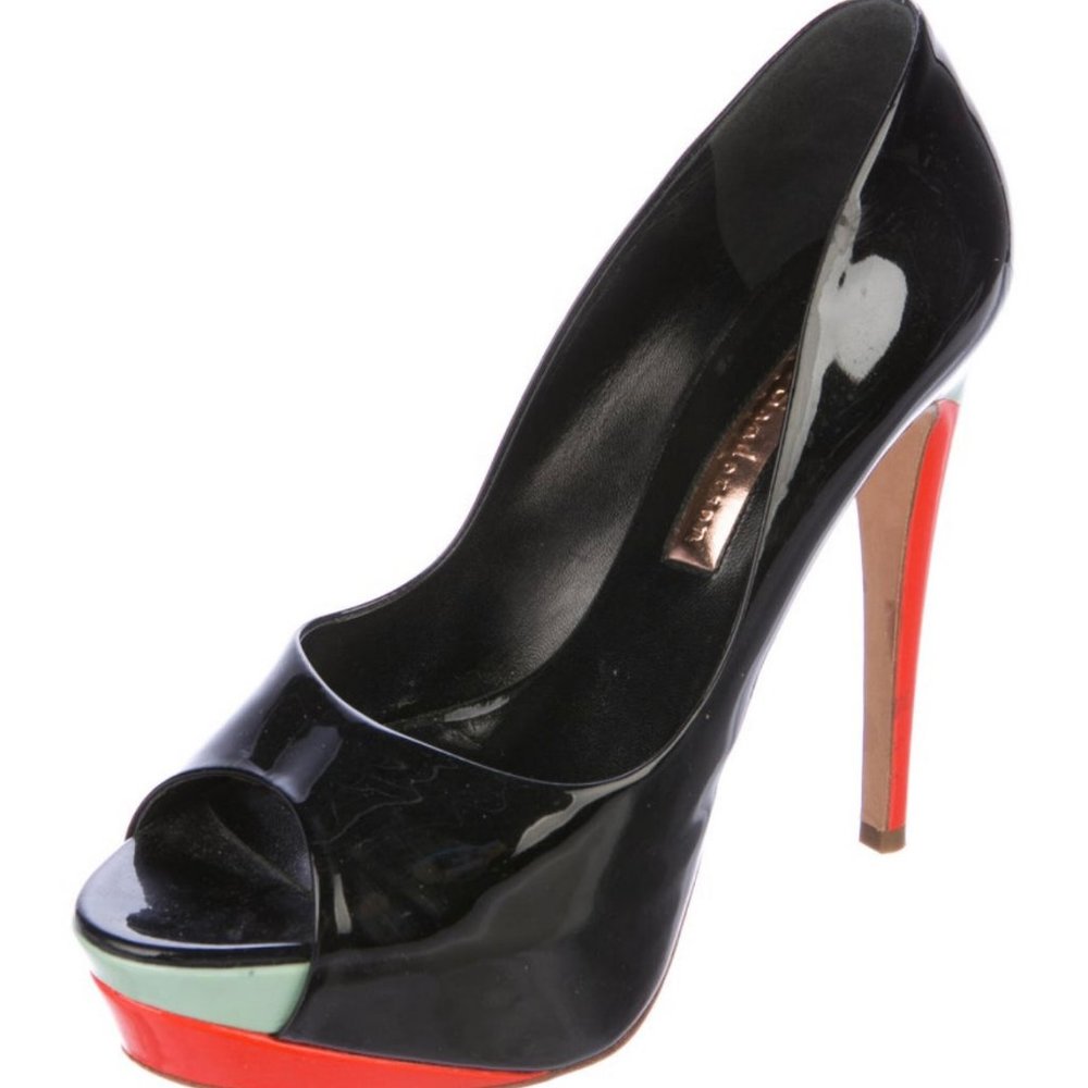 RUPERT SANDERSON Patent Leather Heels Size: 38